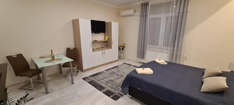 سيغيد Rozsa Apartmanhaz المظهر الخارجي الصورة