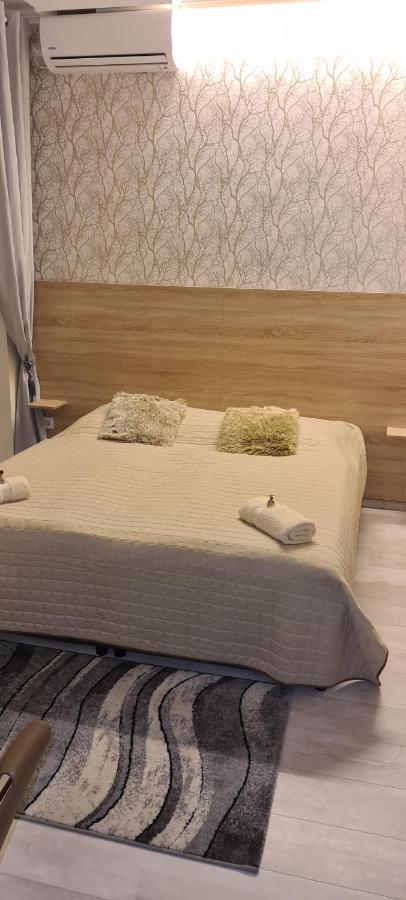سيغيد Rozsa Apartmanhaz المظهر الخارجي الصورة
